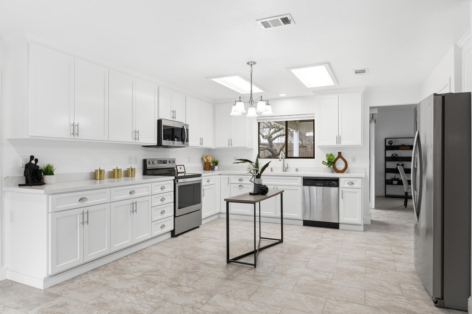 605 Sandpiper Circle