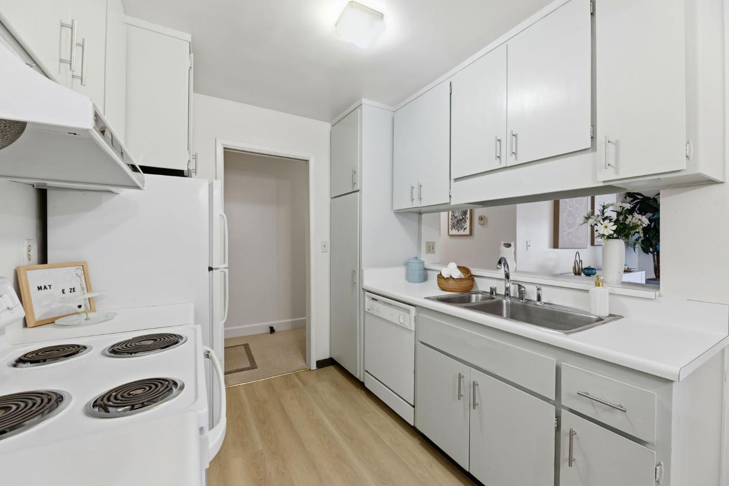 1305 Webster Street 202