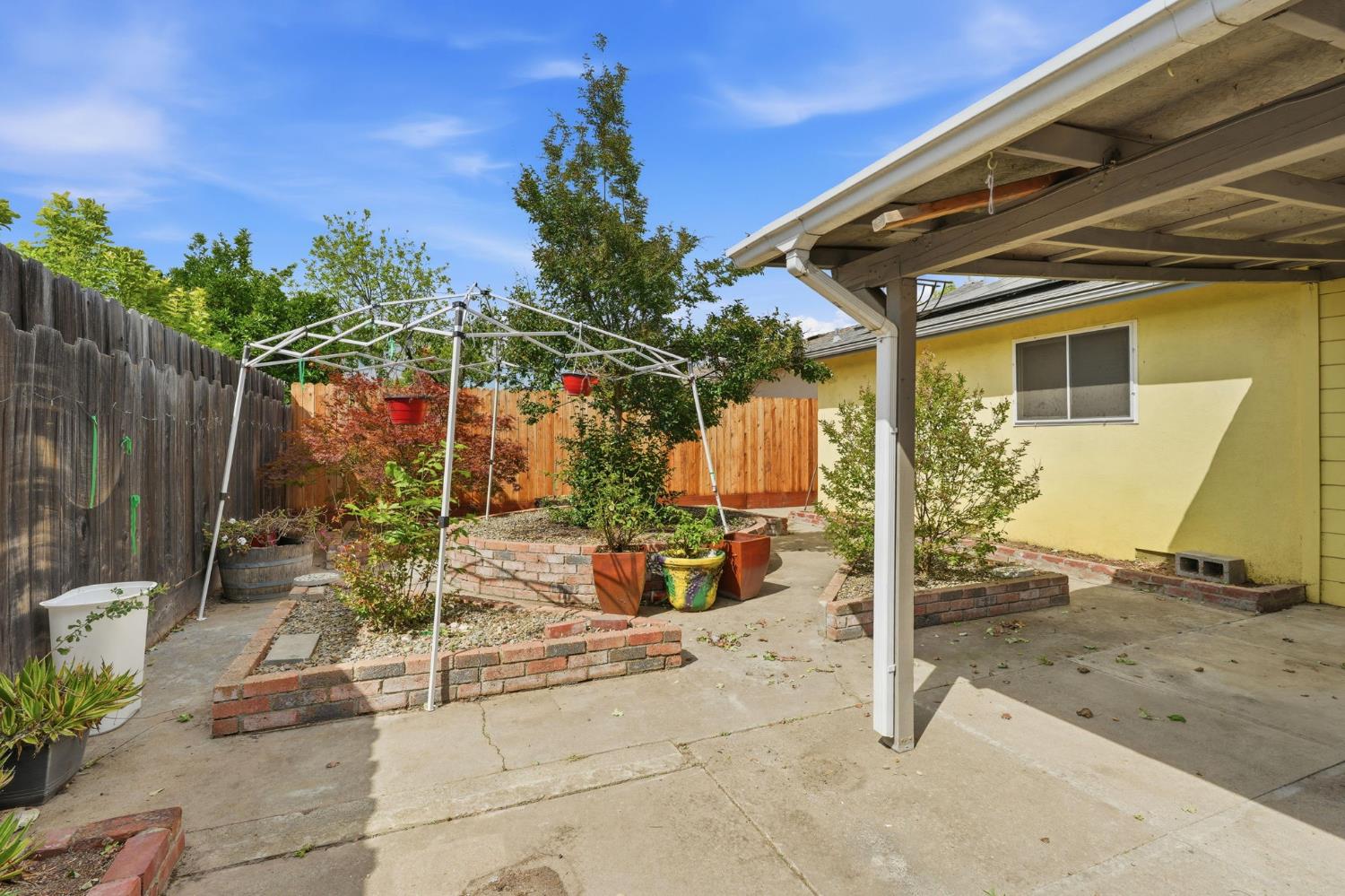 1623 Sandalwood Drive