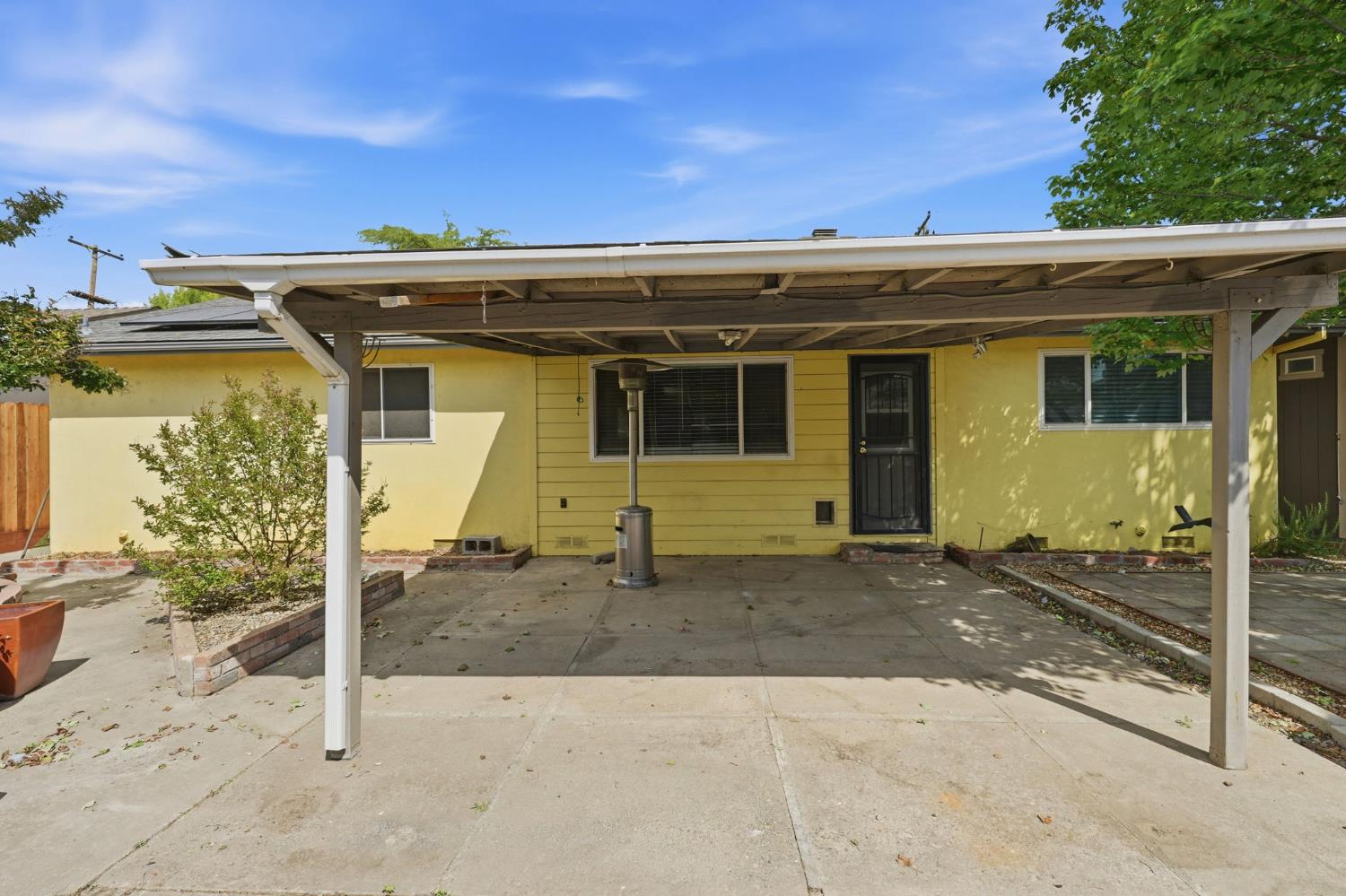 1623 Sandalwood Drive