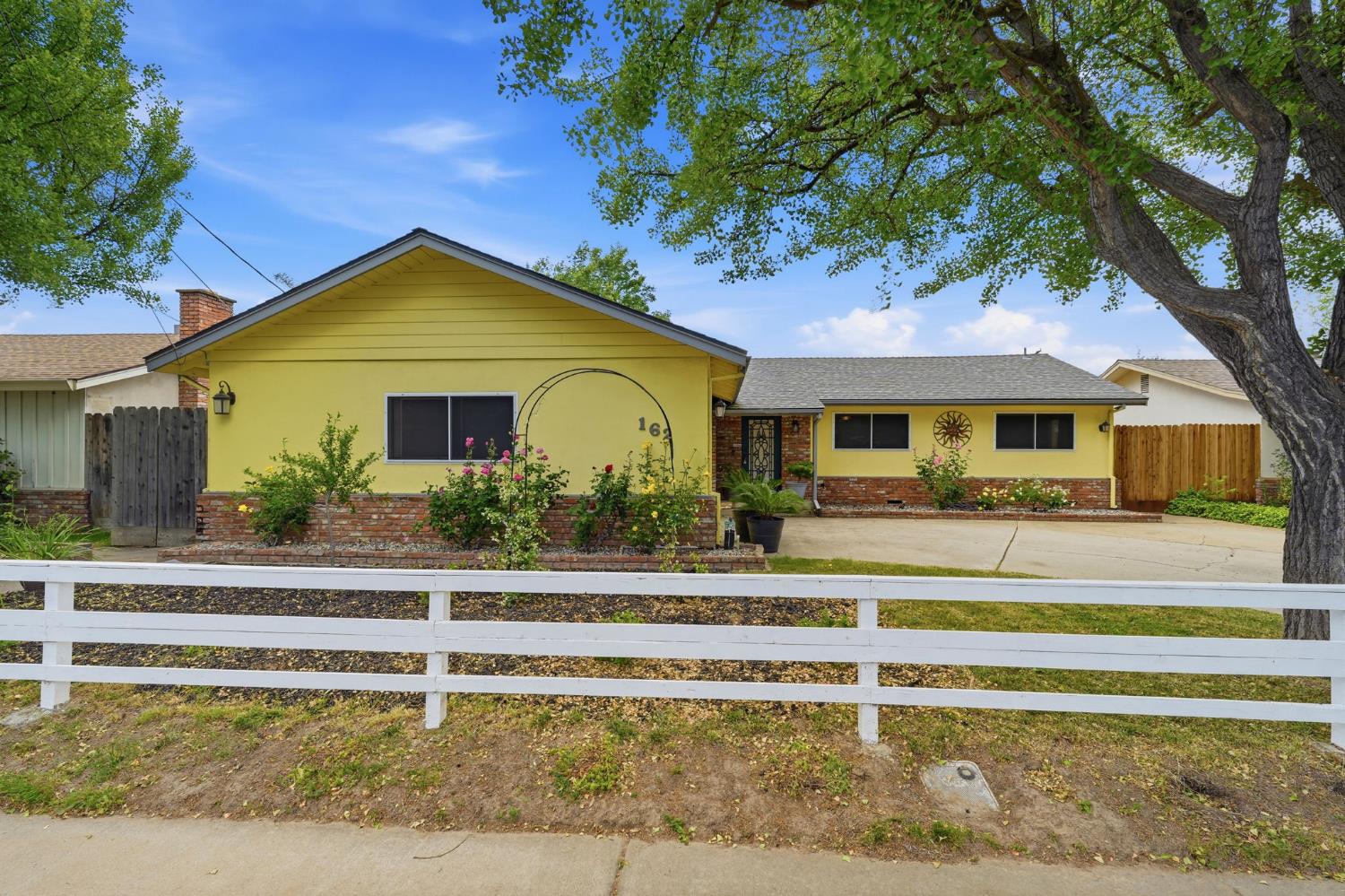 1623 Sandalwood Drive