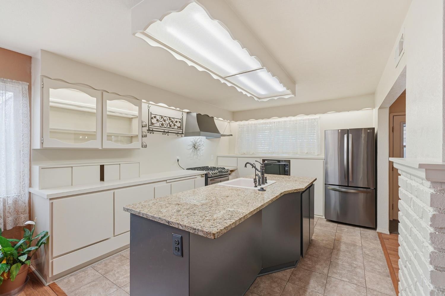 1623 Sandalwood Drive