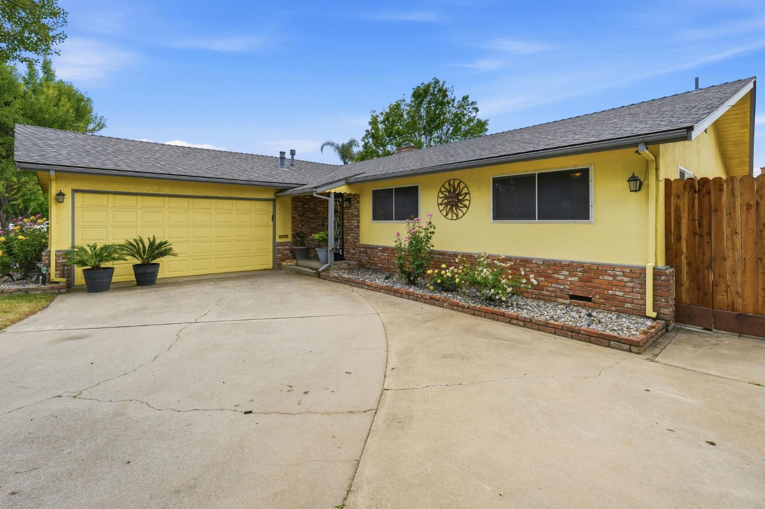 1623 Sandalwood Drive