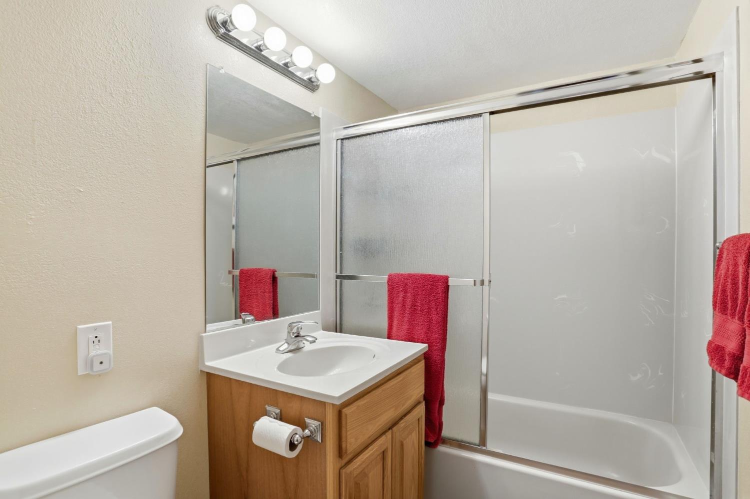 3398 Pepper Tree Lane