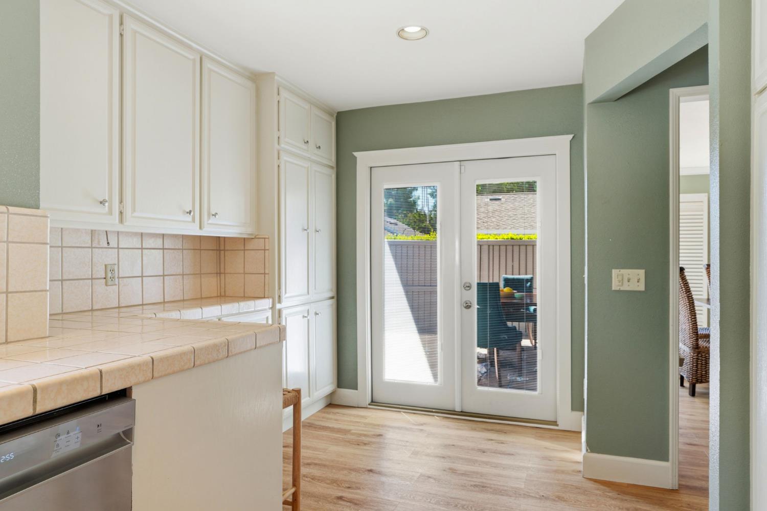 250 W Rumble Road D