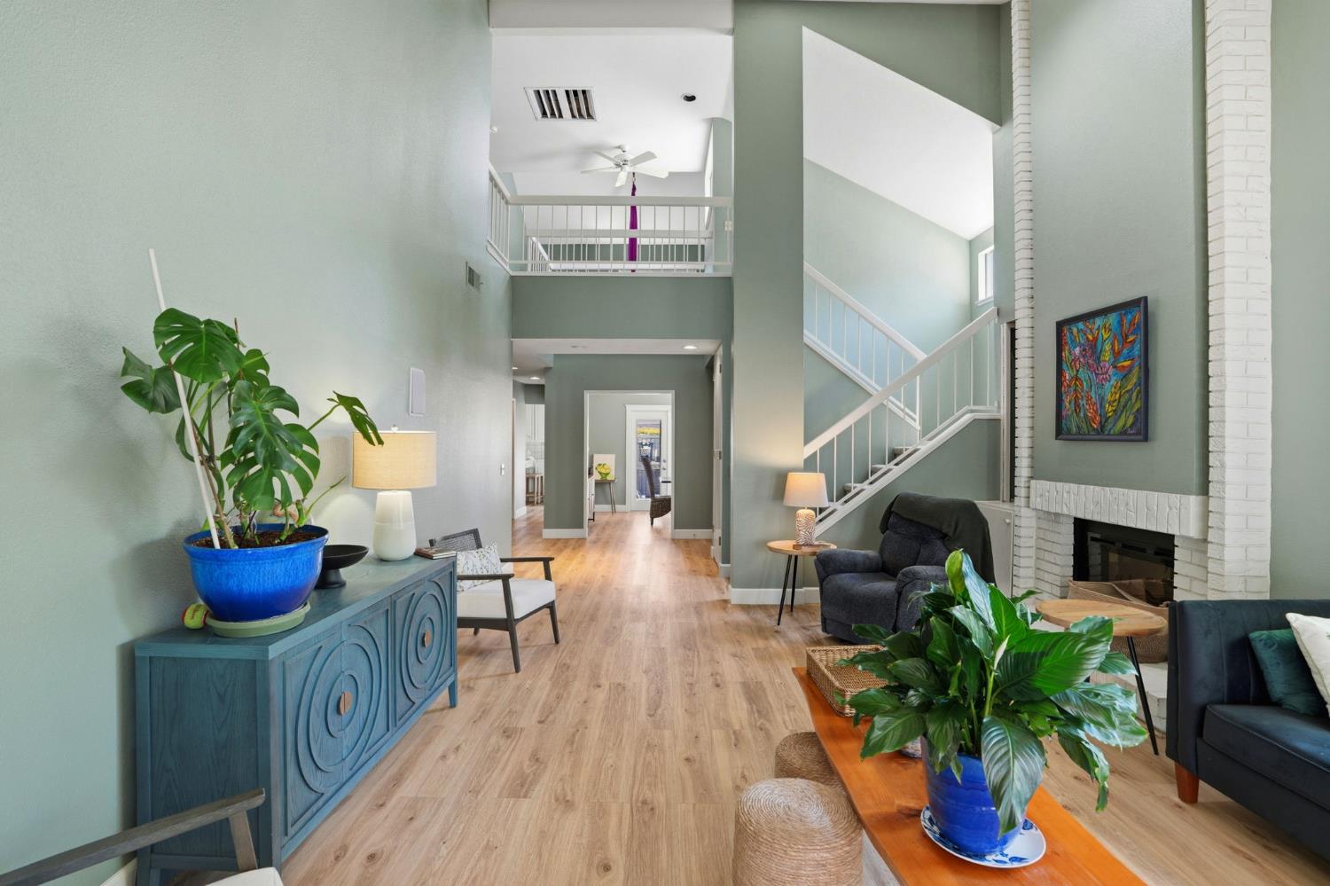 250 W Rumble Road D