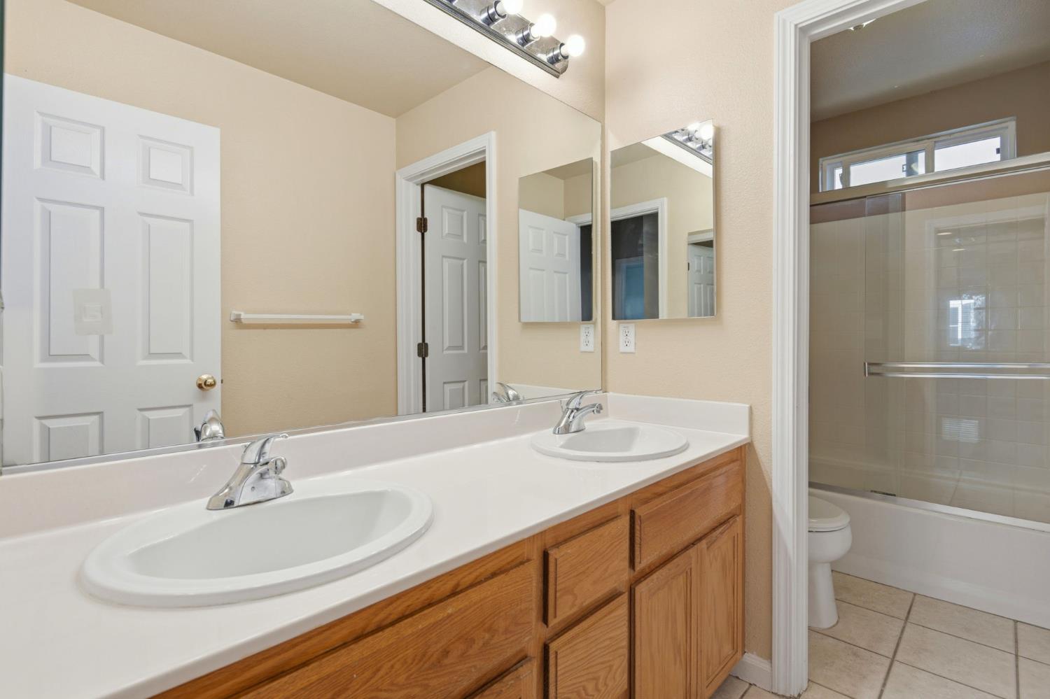 2140 Gibralter Court