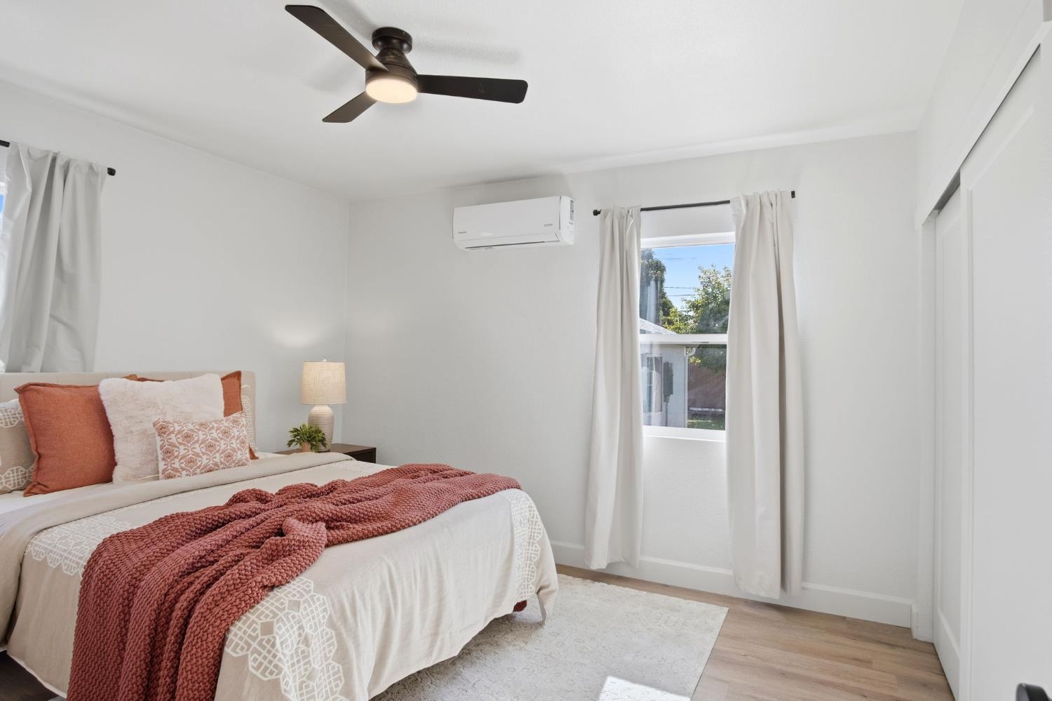 1913 S California Street