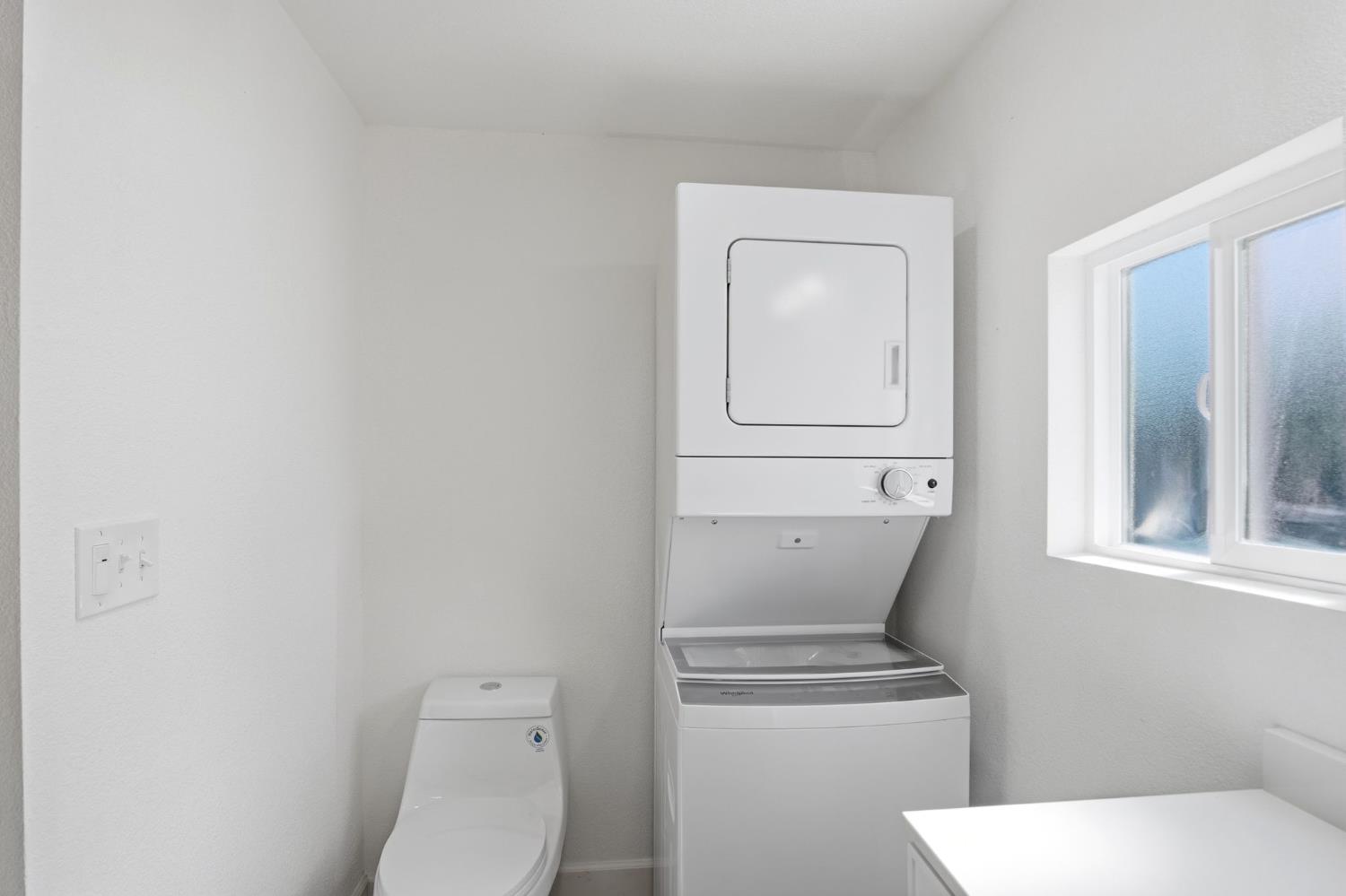 1913 S California Street