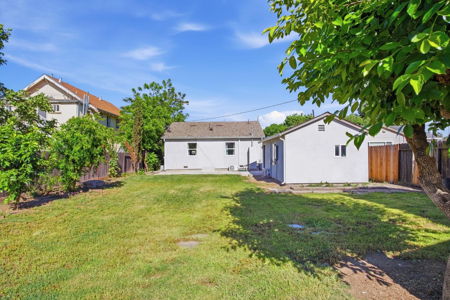 1913 S California Street