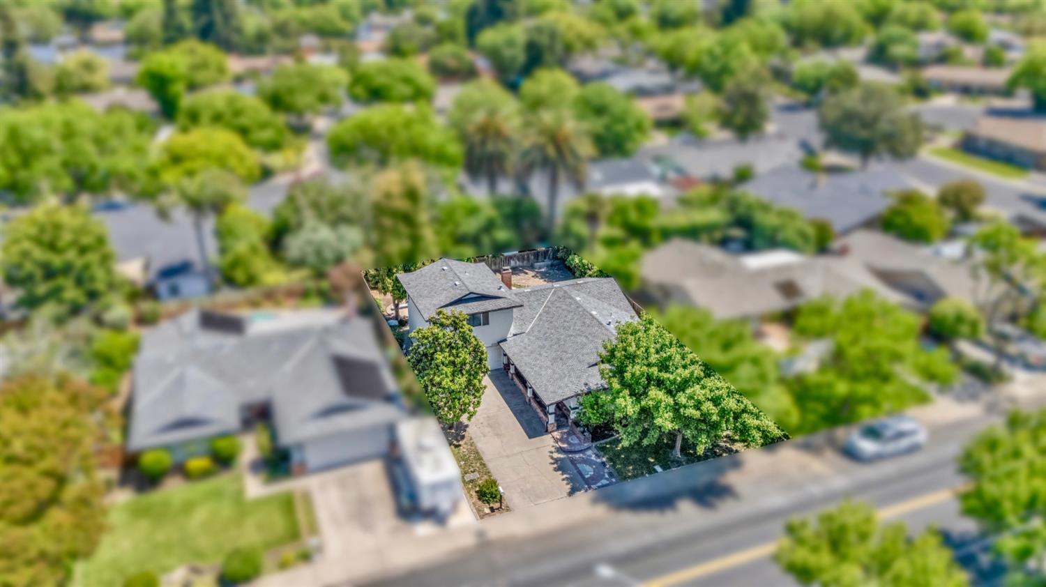 1220 Sonoma Avenue