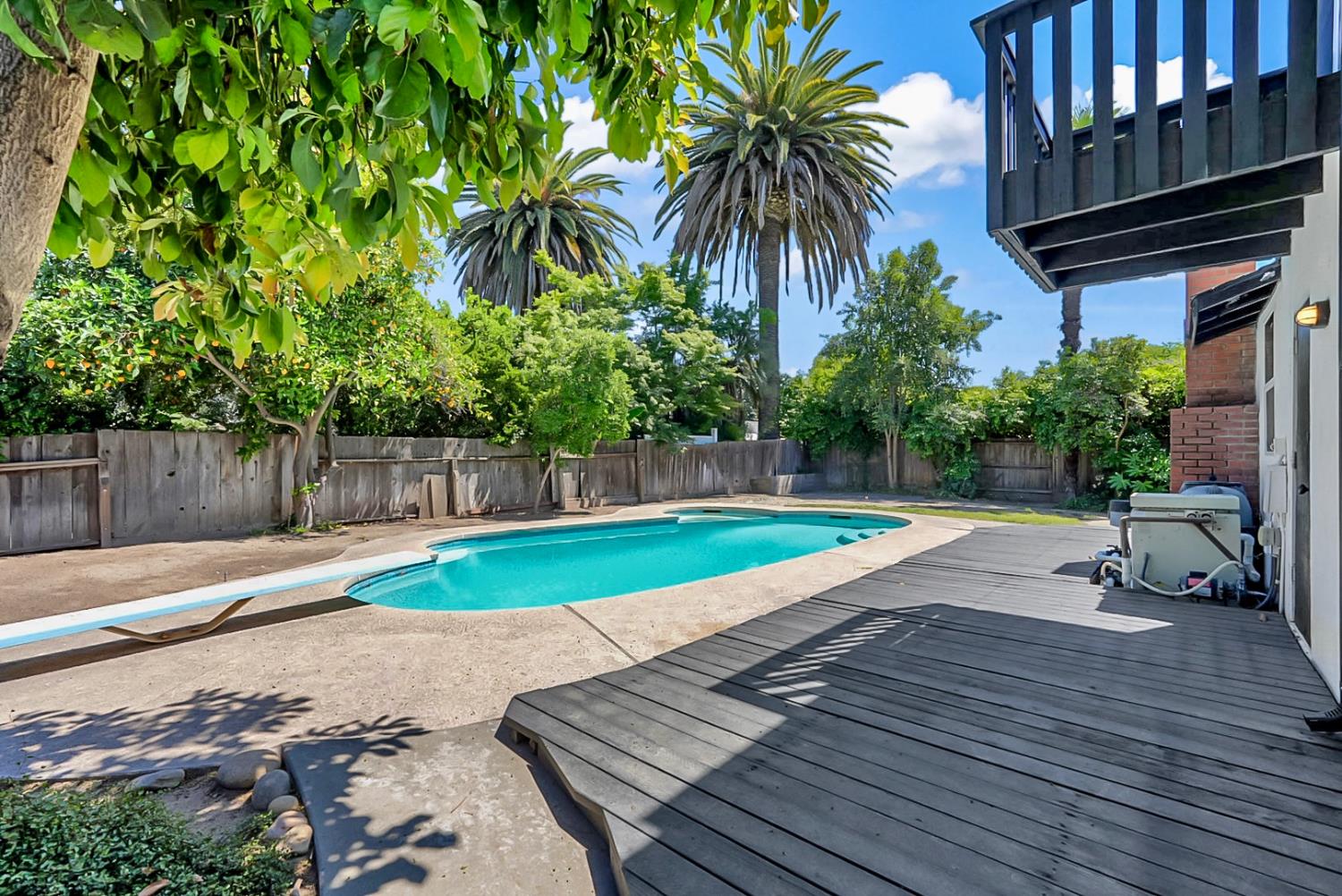 1220 Sonoma Avenue