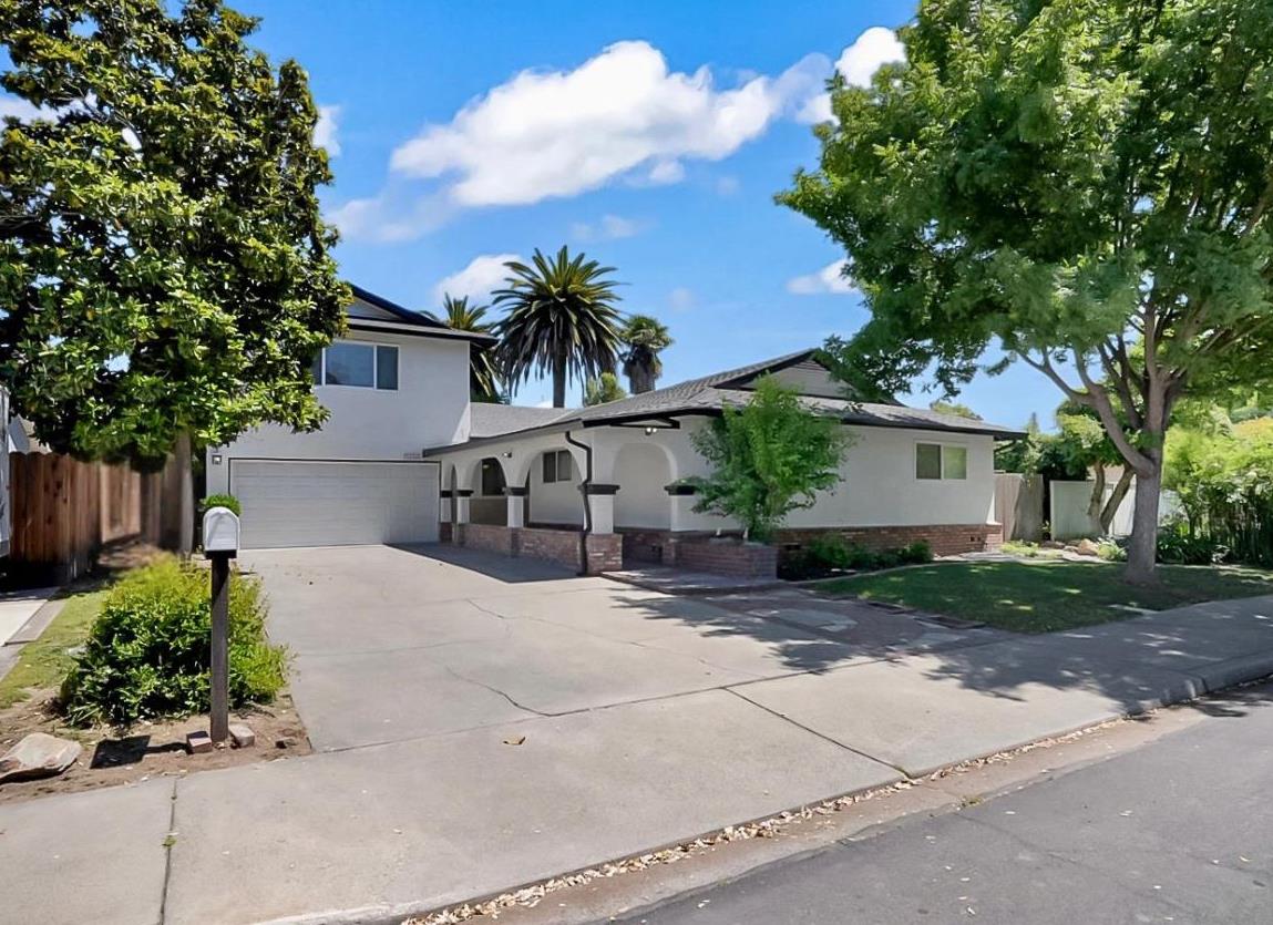 1220 Sonoma Avenue
