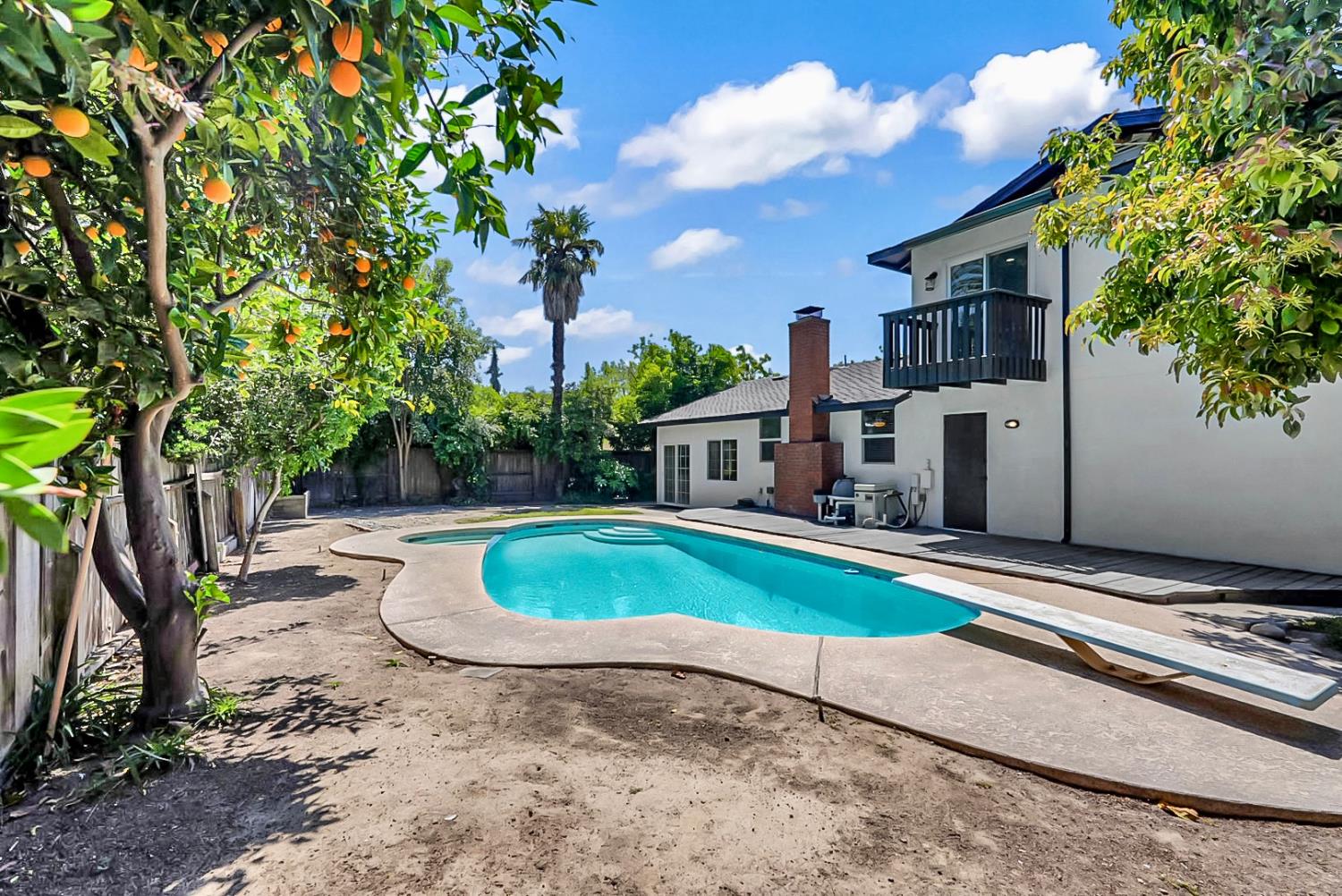 1220 Sonoma Avenue