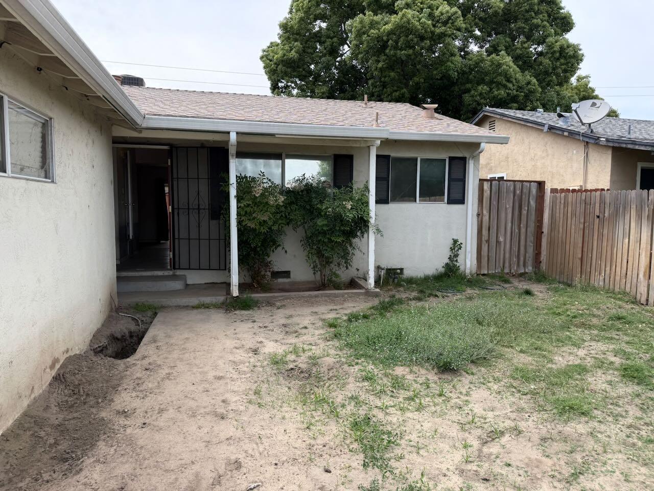 1239 Crestwood Avenue