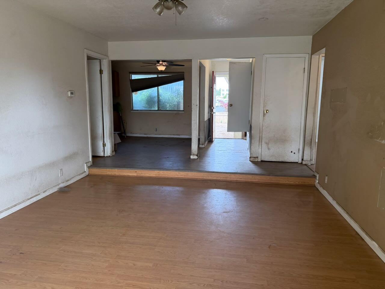1239 Crestwood Avenue