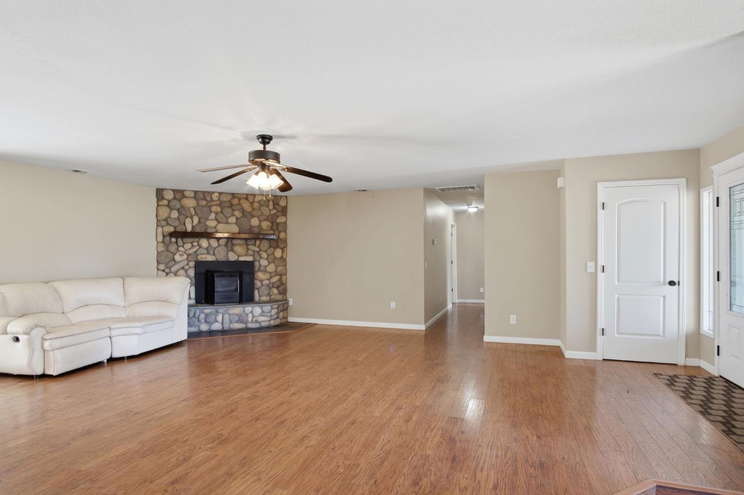 7779 Ospital Road
