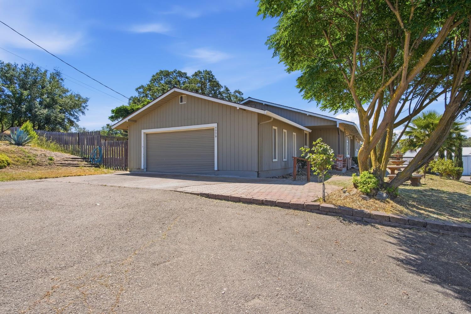 7779 Ospital Road