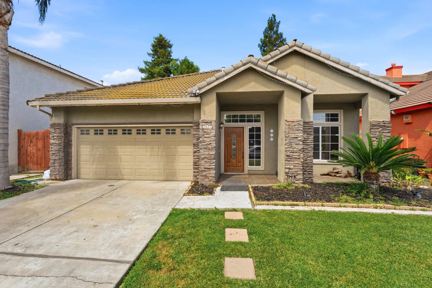5421 Indian Ridge Lane