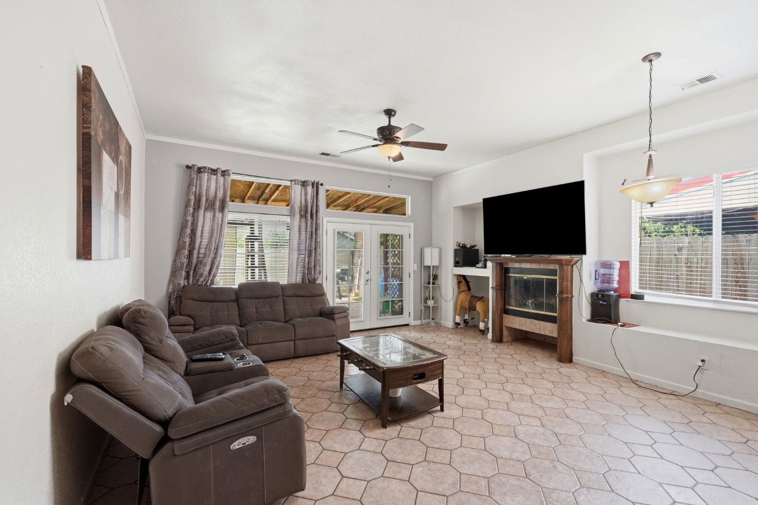 5421 Indian Ridge Lane