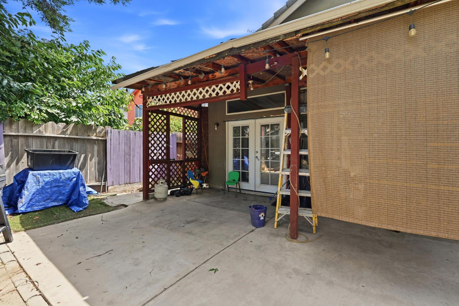 5421 Indian Ridge Lane