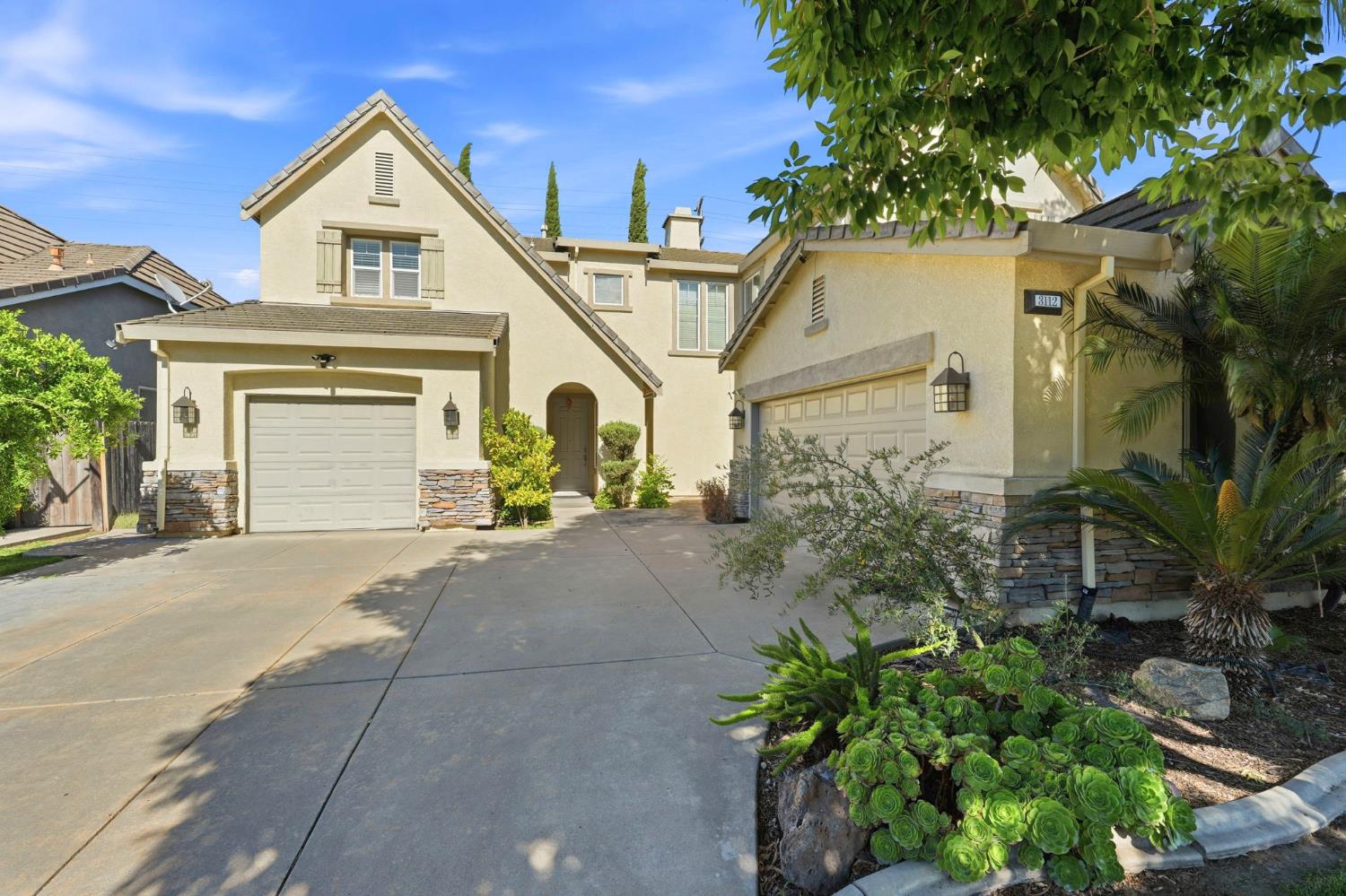 3112 Dovehouse Lane