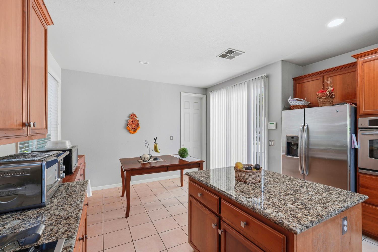 3112 Dovehouse Lane