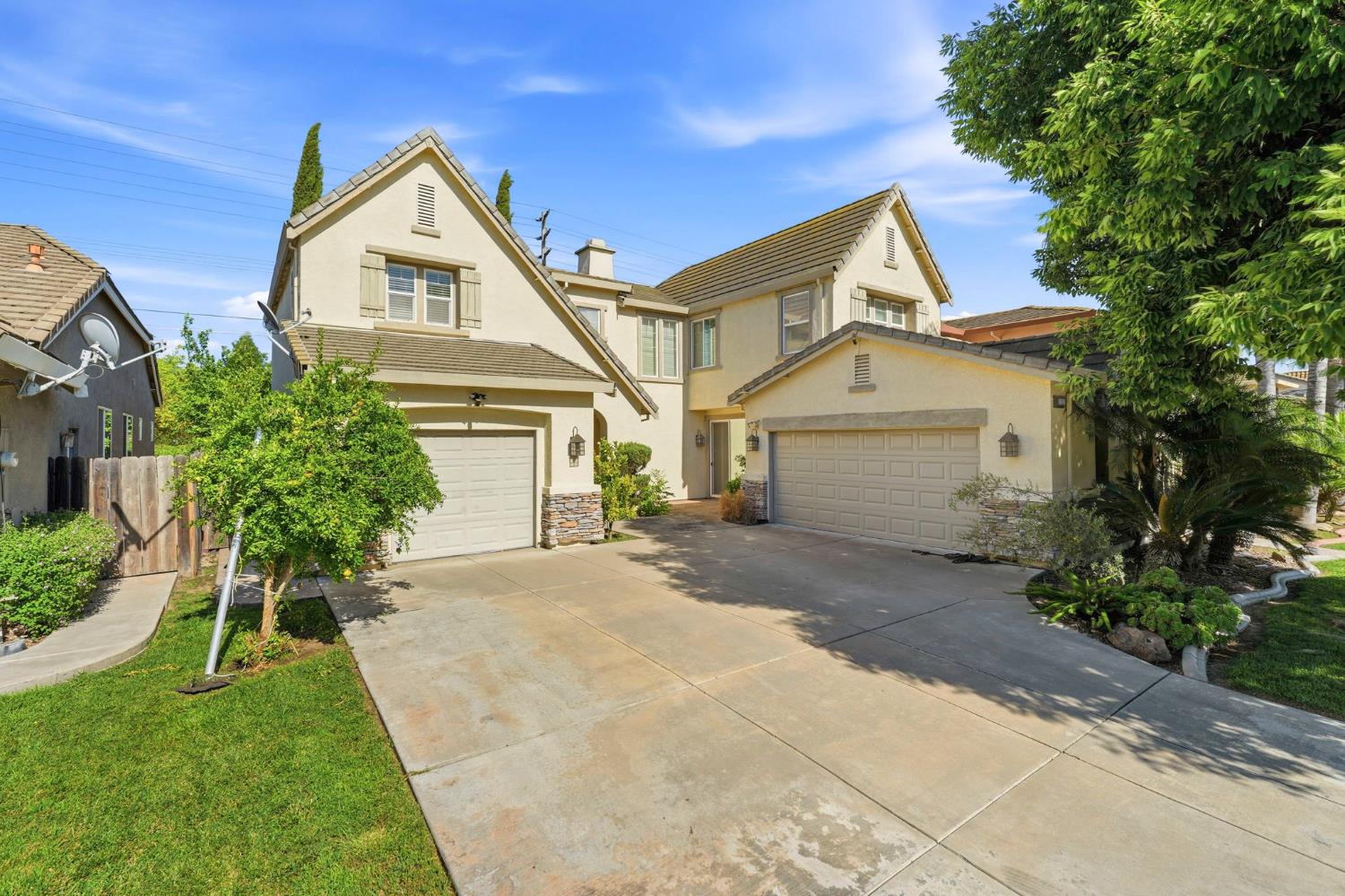 3112 Dovehouse Lane