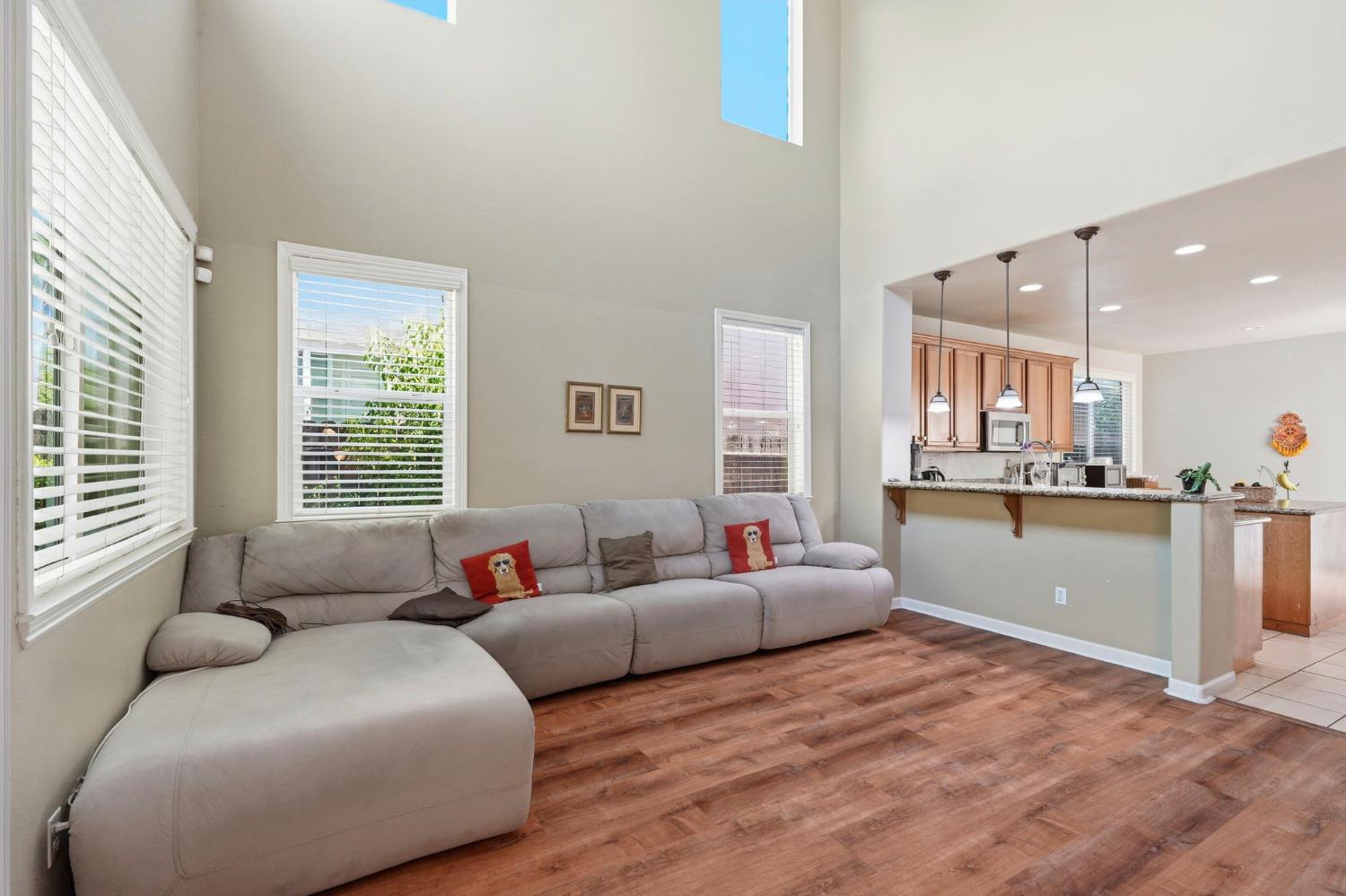 3112 Dovehouse Lane