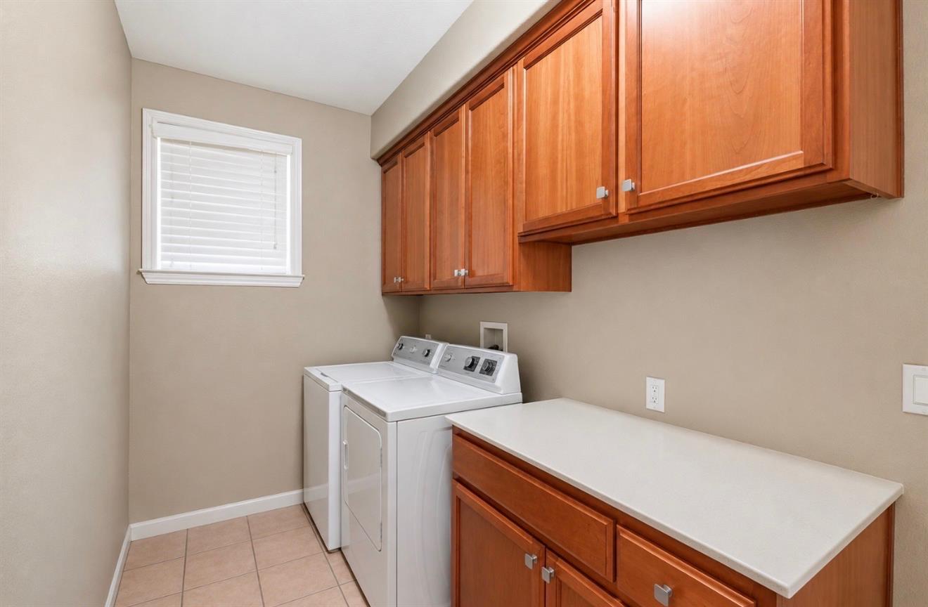 3112 Dovehouse Lane