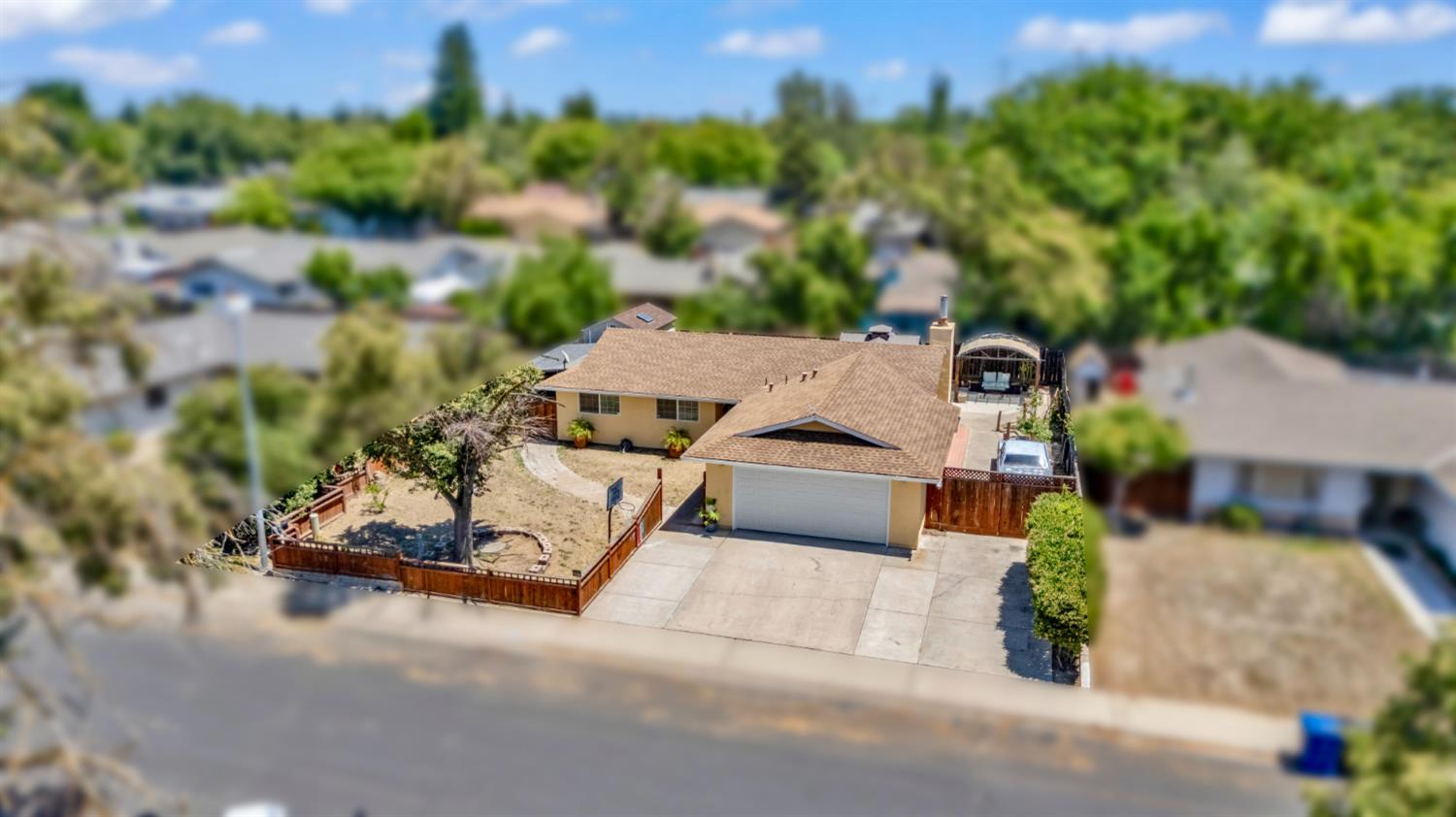 3832 Moorea Drive