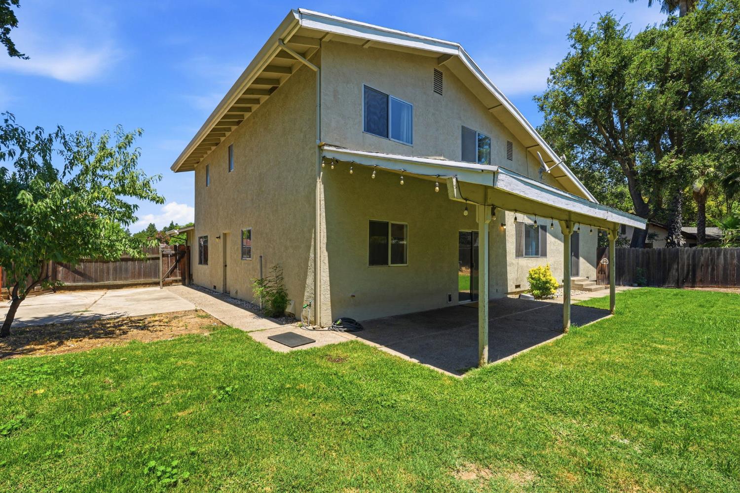 210 Laurel Court