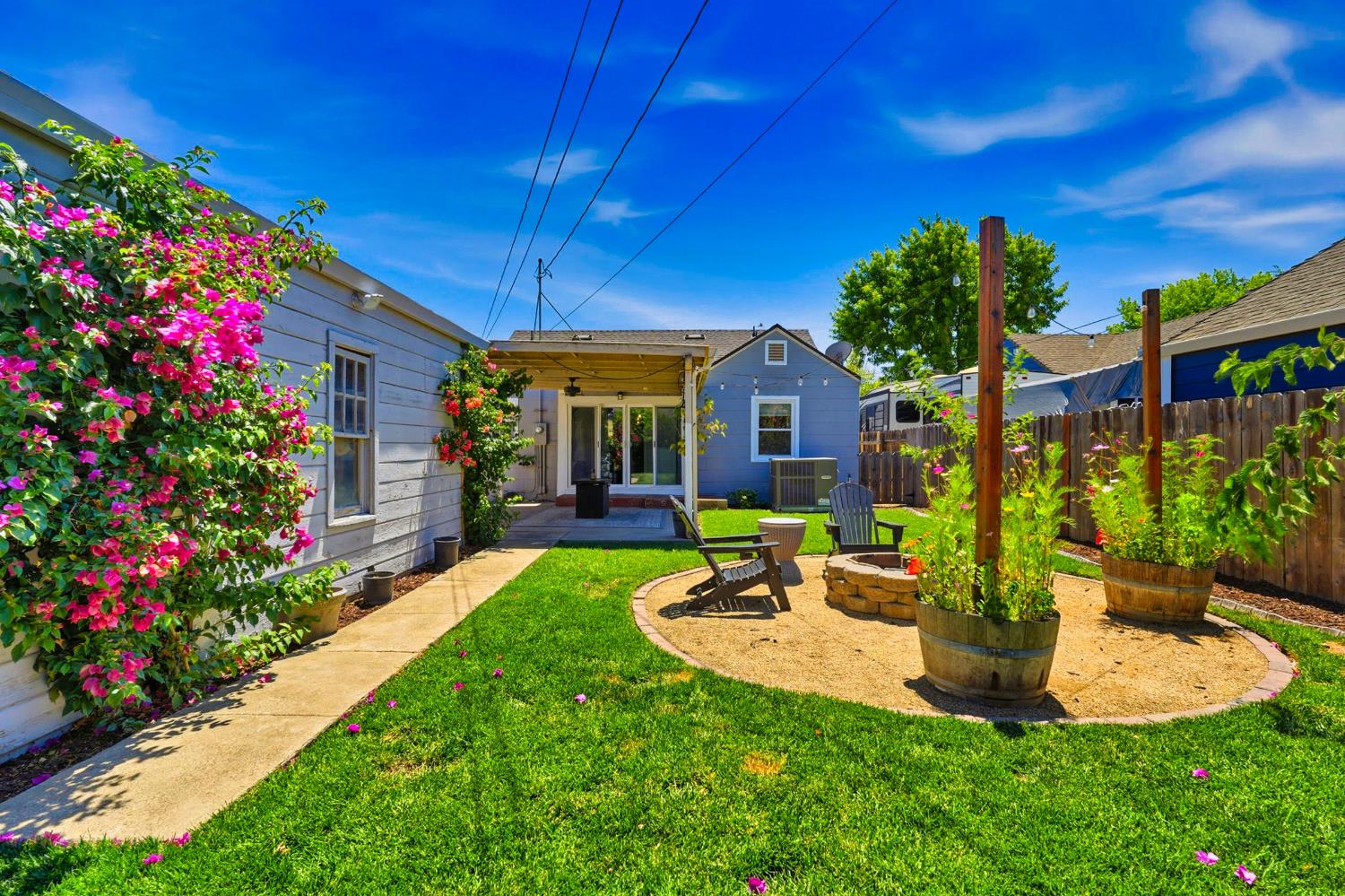 327 Eureka Avenue