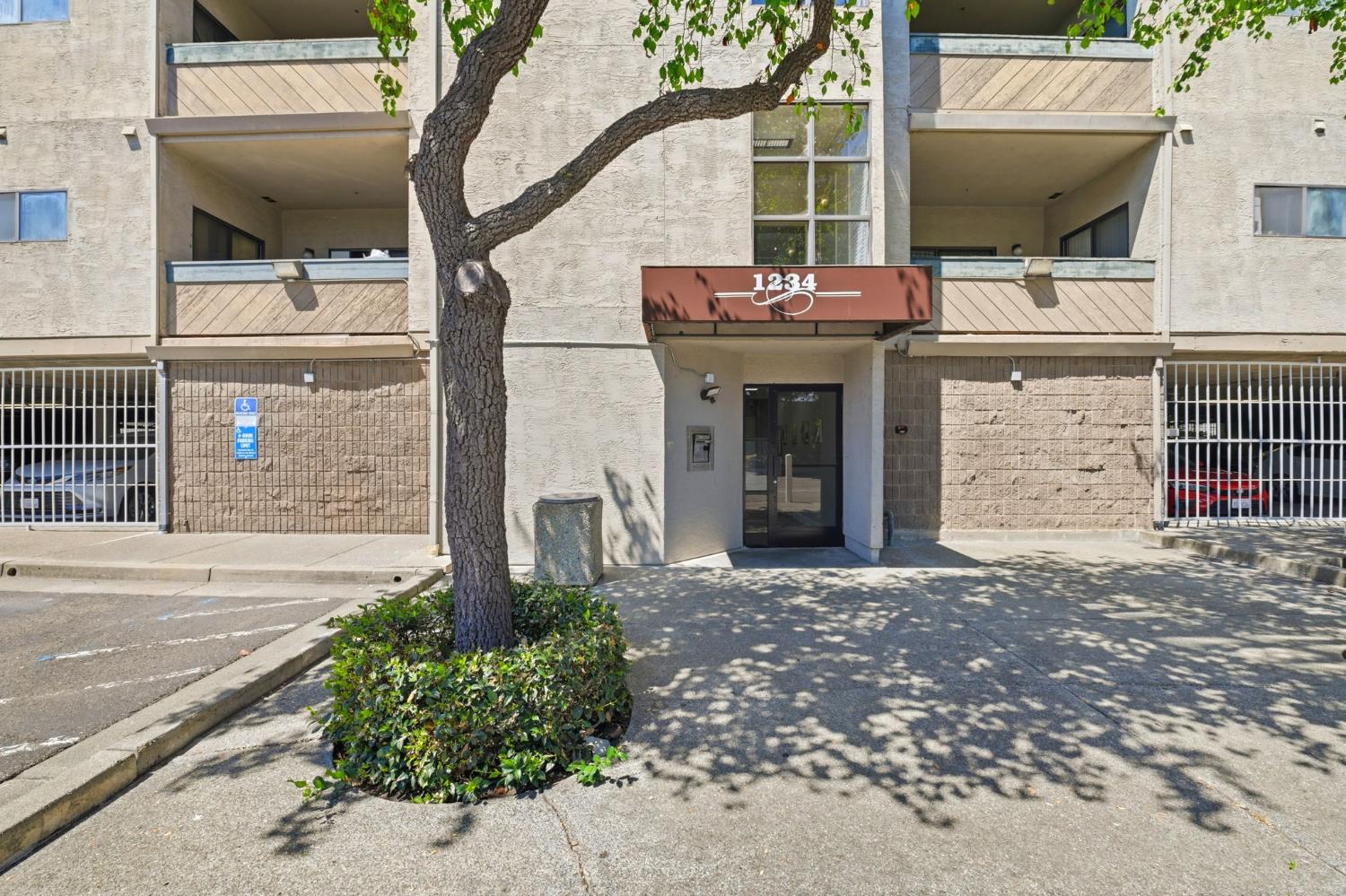 1234 Stanhope Lane 170