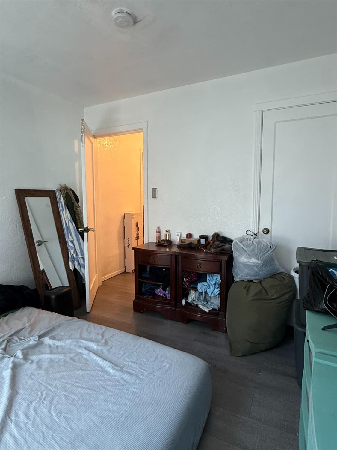 465 W 22nd Street