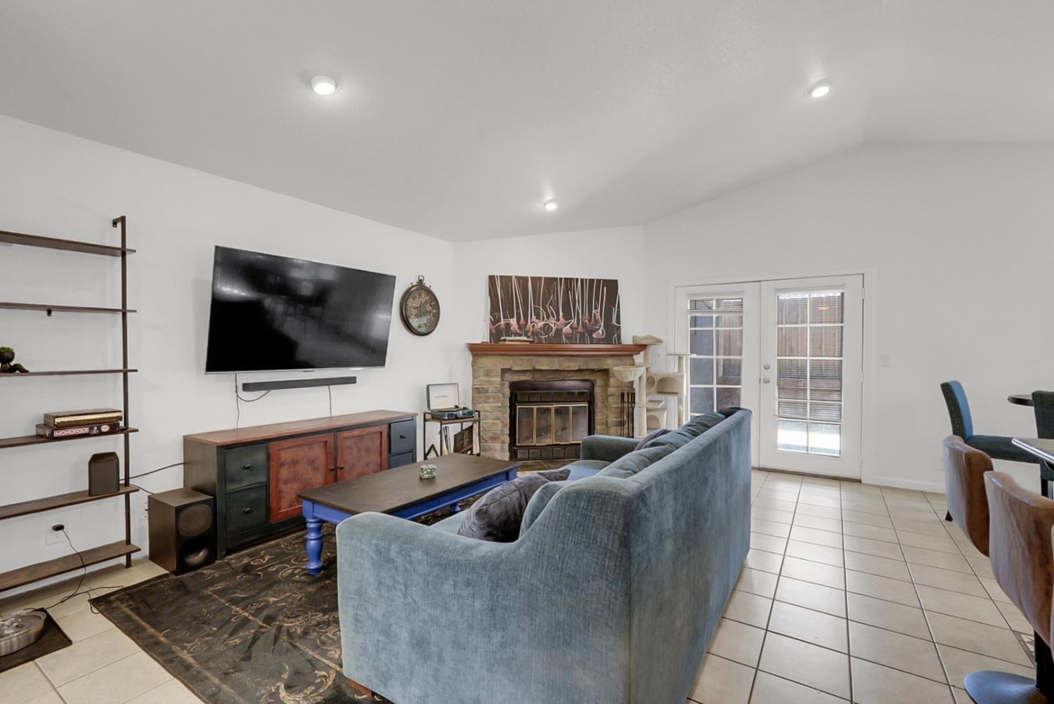 450 Hawthorne Drive