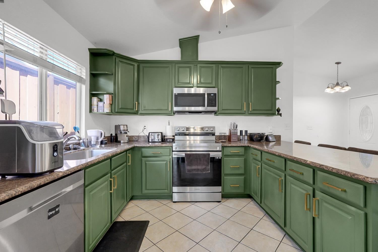 450 Hawthorne Drive
