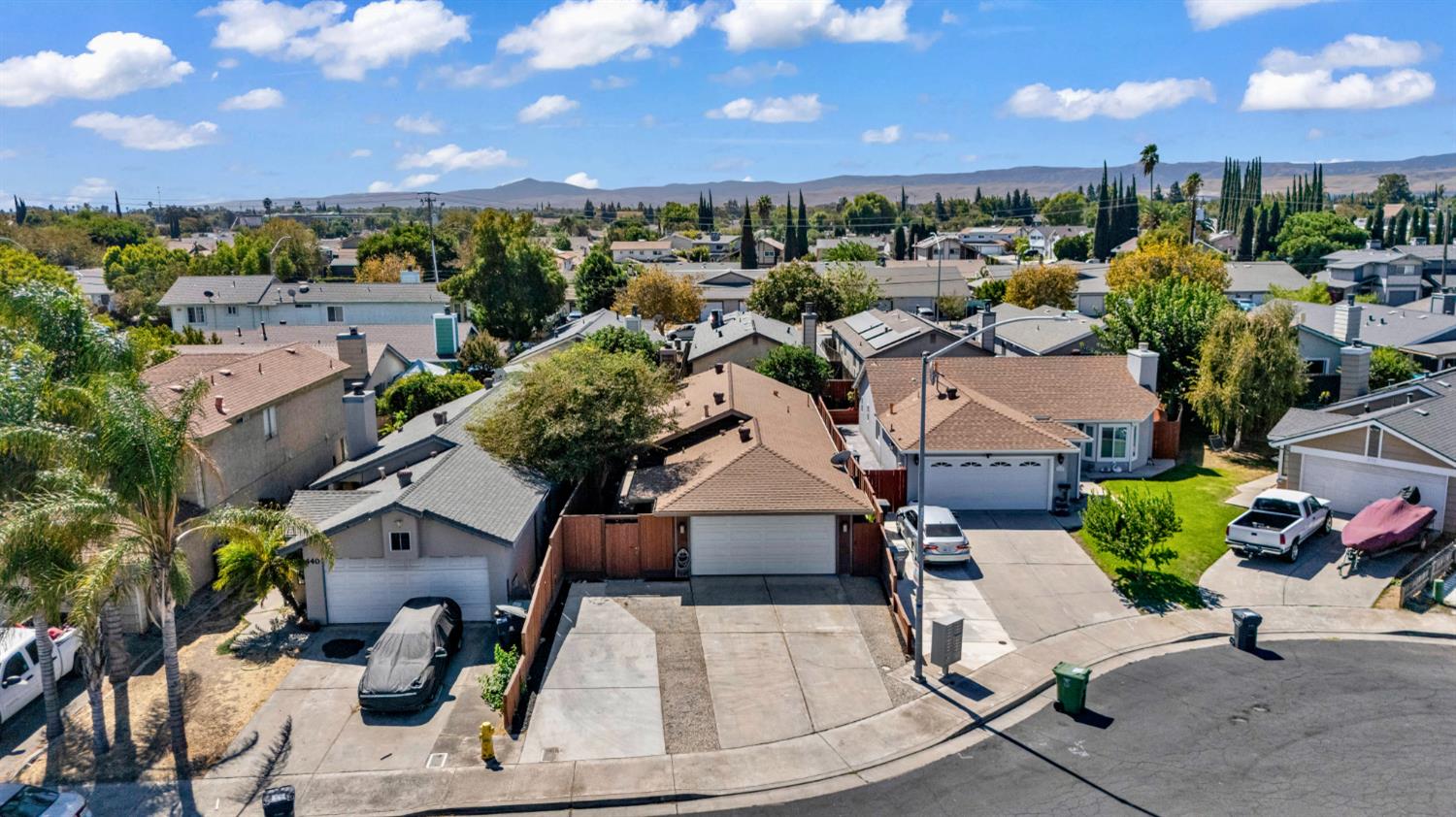 450 Hawthorne Drive
