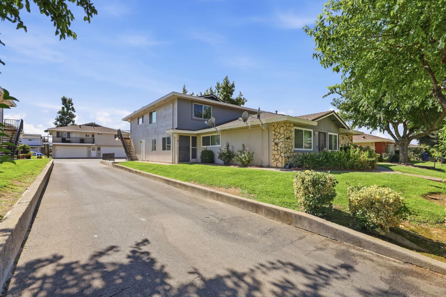 4524 Greenholme Drive 2
