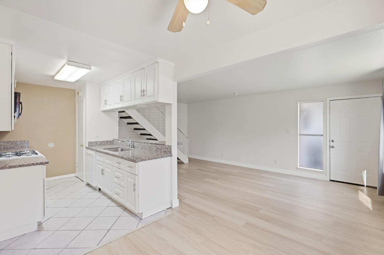 4524 Greenholme Drive 2