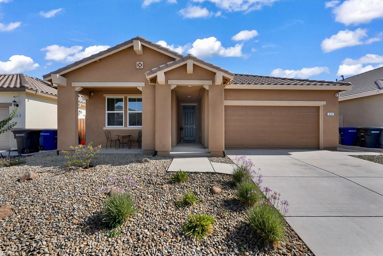 924 Somerset Way