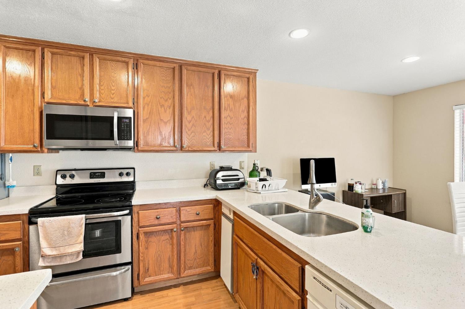 2824 Garden Creek Circle