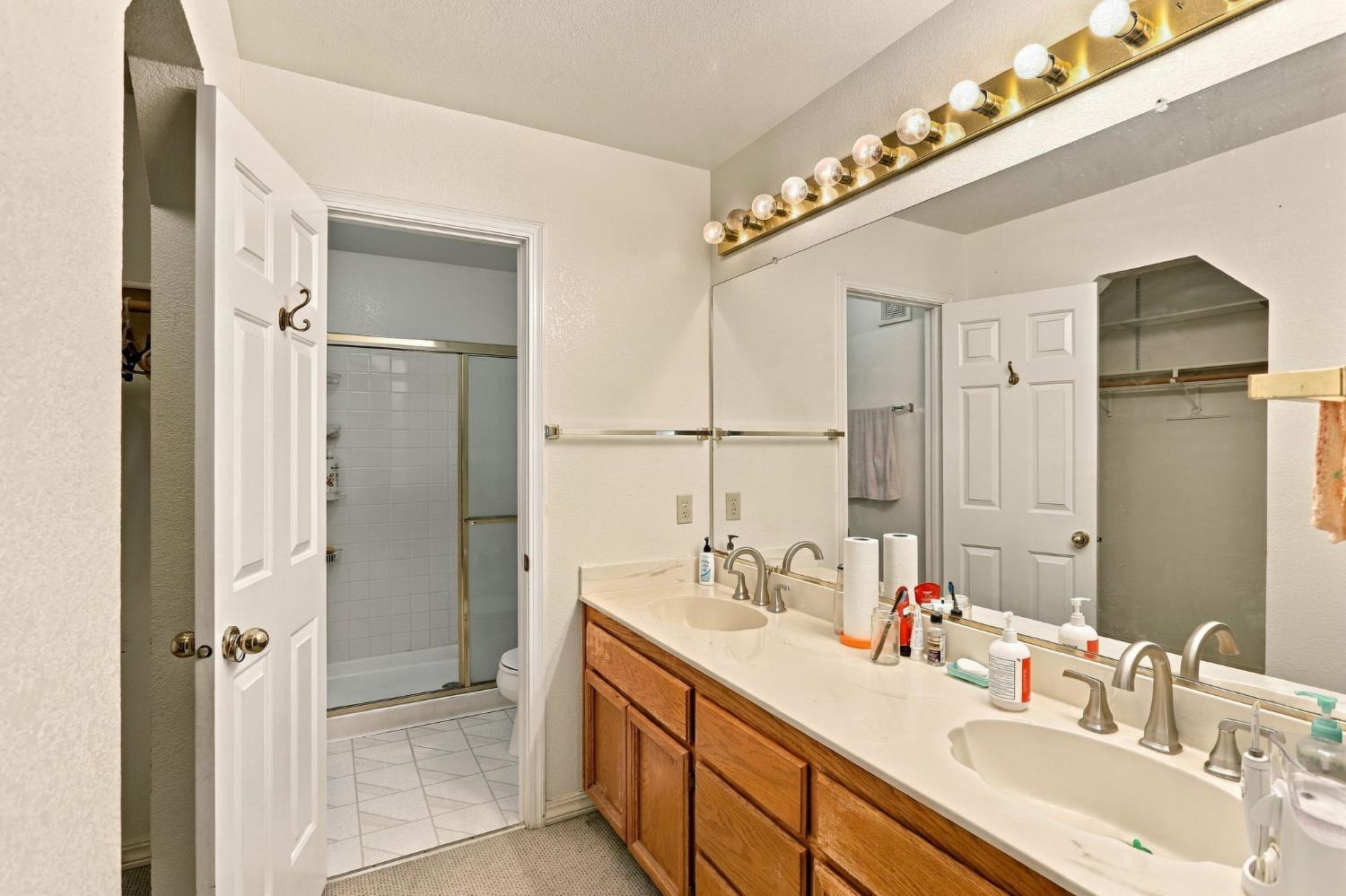 2824 Garden Creek Circle