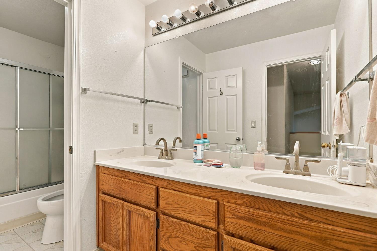 2824 Garden Creek Circle