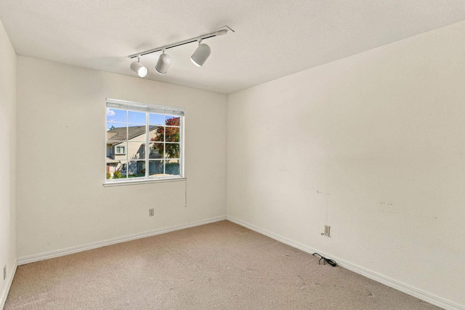 2824 Garden Creek Circle