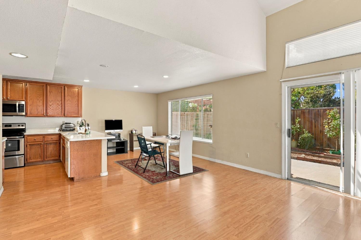 2824 Garden Creek Circle