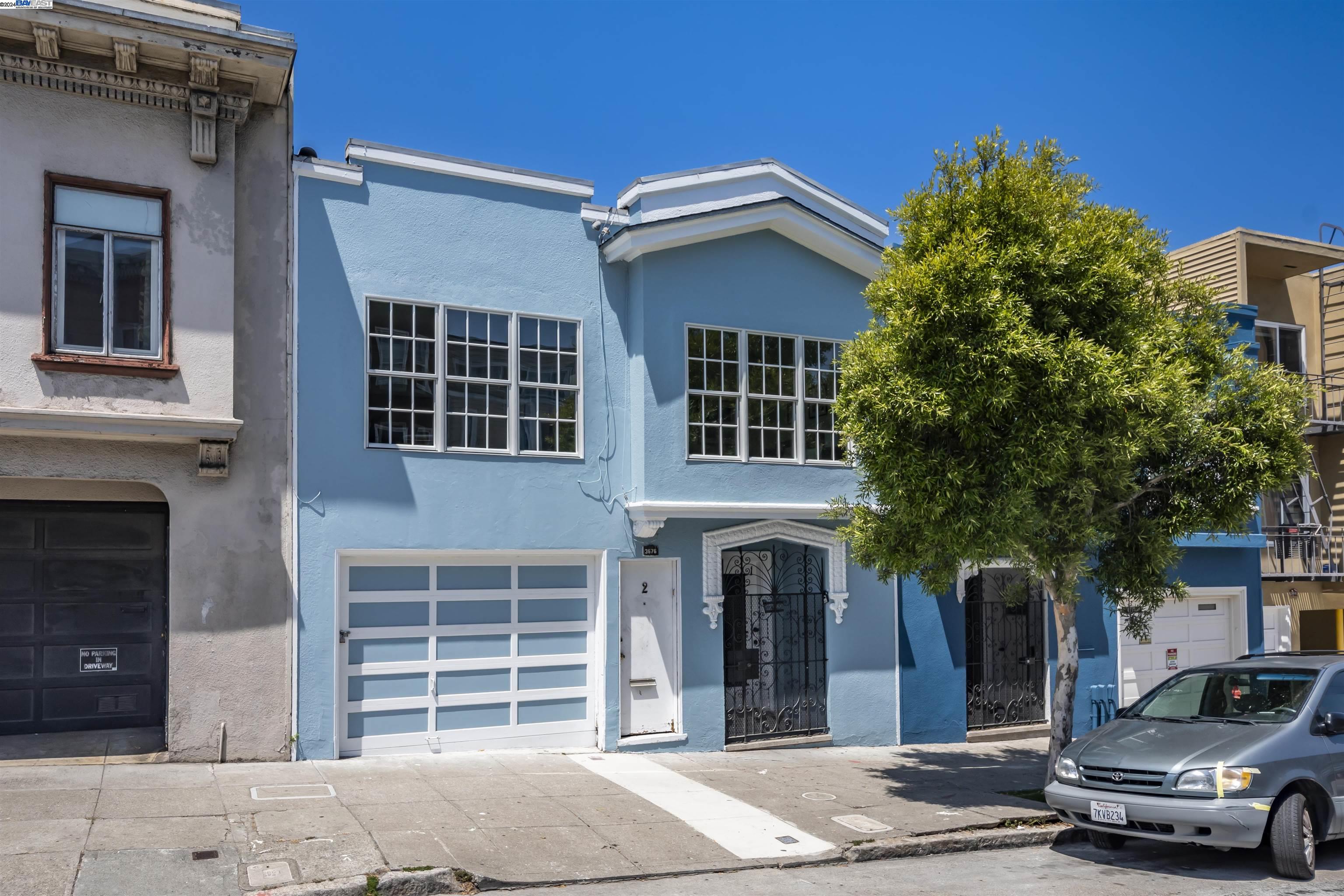 3676 Mission St