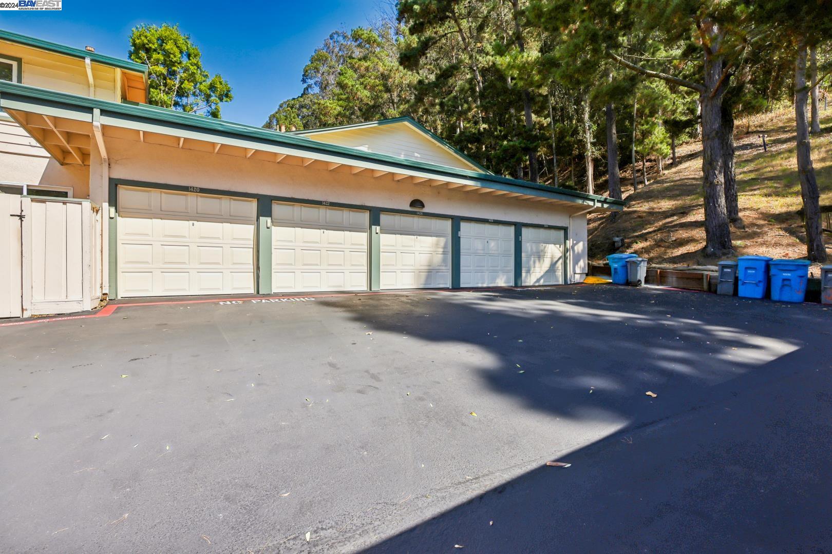 1424 Terra Nova Blvd