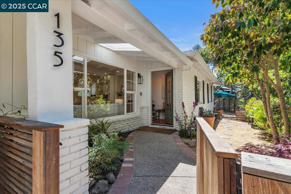 135 Camino Don Miguel