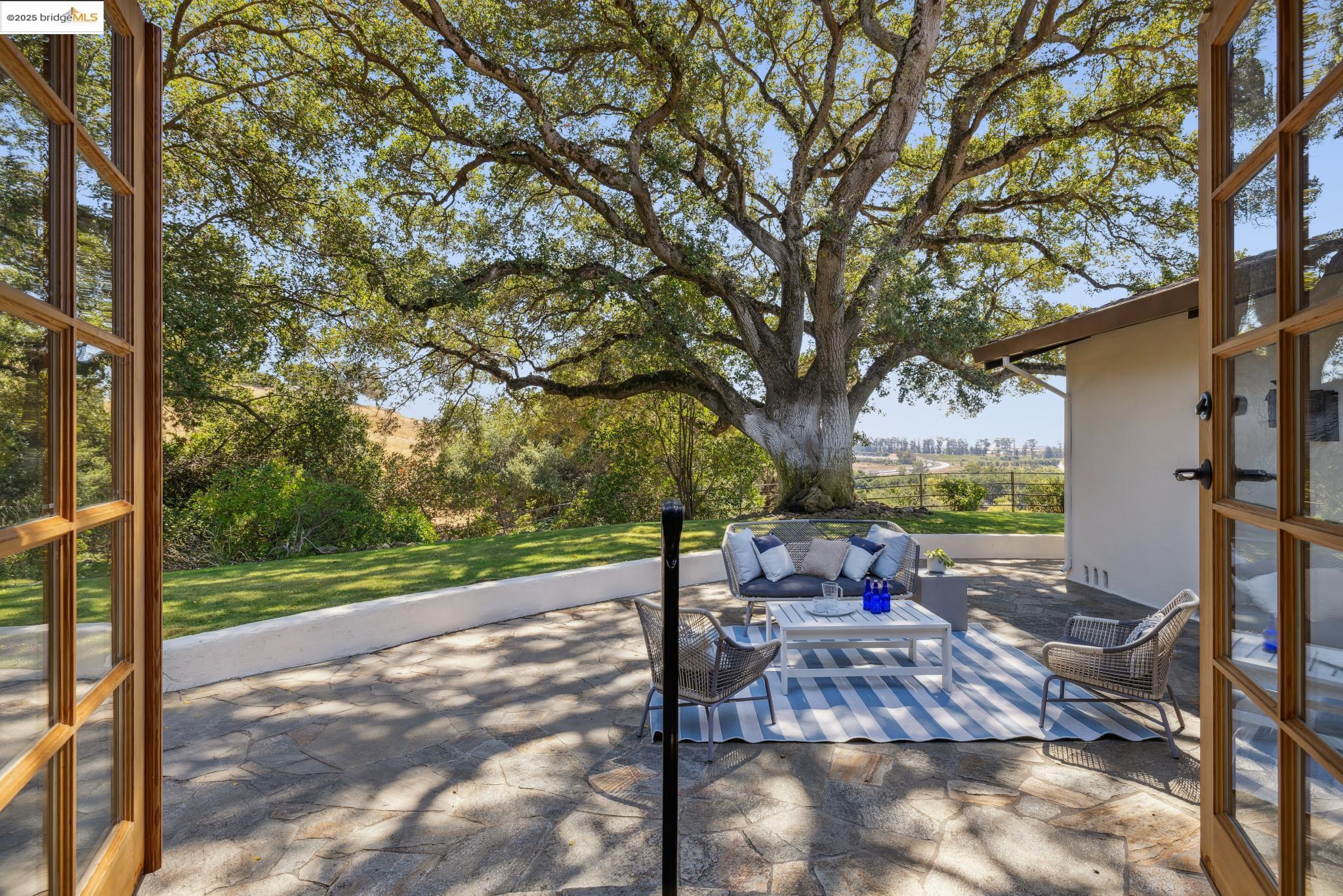 1531 Foster Rd
